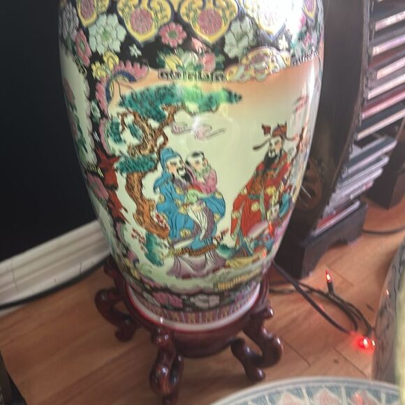 Vintage 24" Chinese Oriental White Porcelain Horses Field Graphic Scenery Vase - Picture 15 of 16